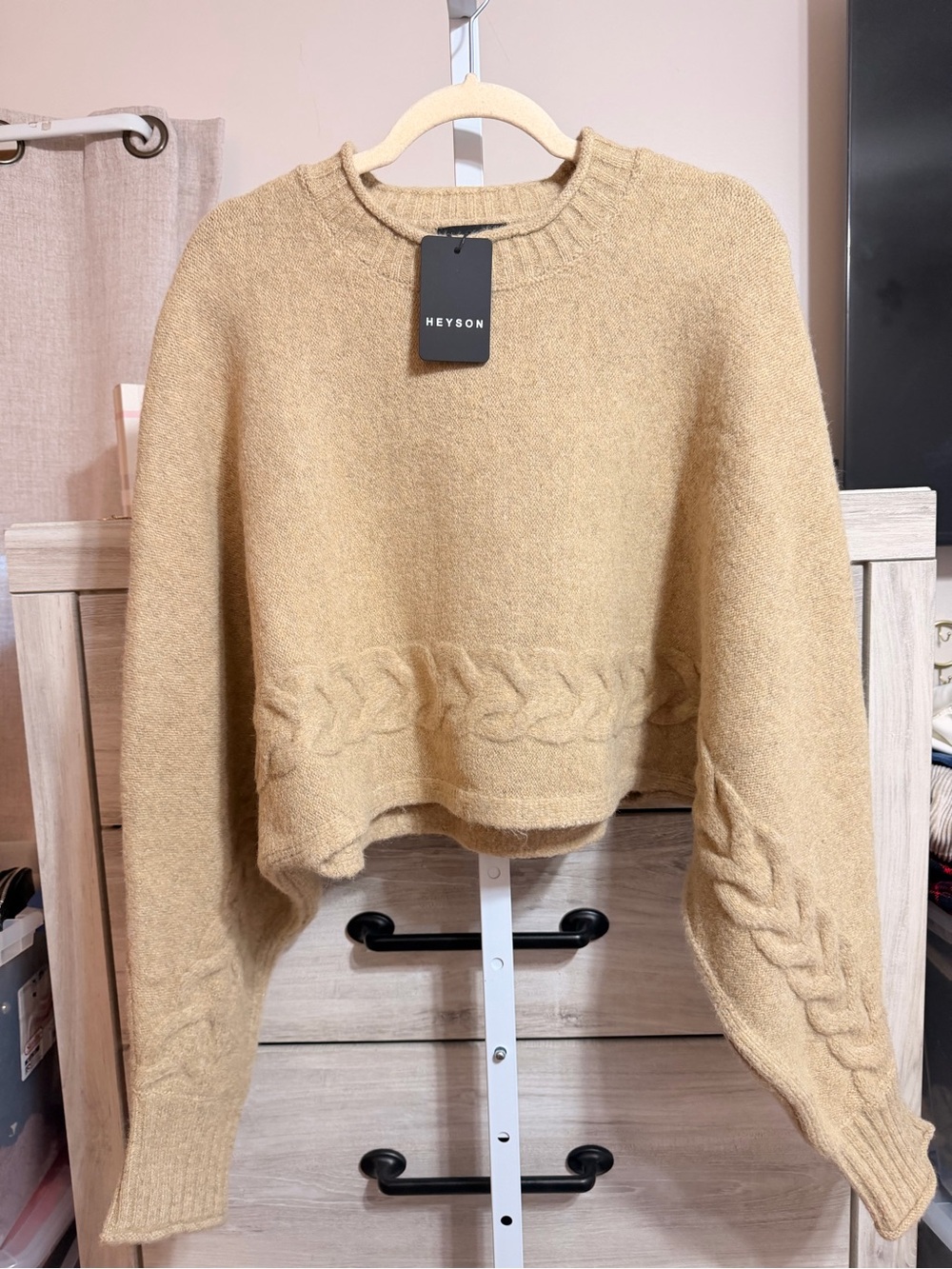 Heyson Camel Crewneck Cropped Dolman Sleeve Cable Knit Sweater